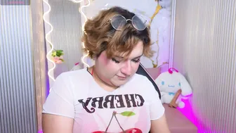 Sakura_tay1 stream 04/15/2026
