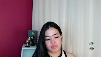 Alesha_vibe_me deepthroat on cam
