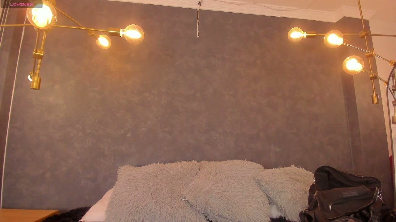 dayra_angels lesbian (04-15-2026)