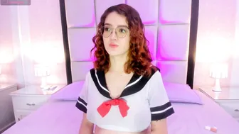 miawinx cam show (04-15-2026)