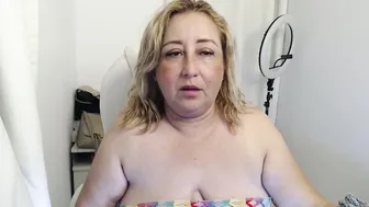 paiperhalliwey bigboobs amateur cam