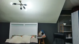 toplegs naked - 07-Jul-2025