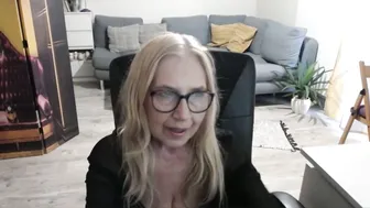 Desiresofia blonde 04-16-2026
