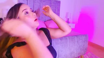 Lucy_carson young porn chat video