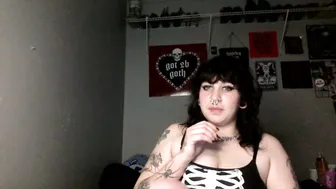 Gothgoddessrose666 nude video chat 17-Apr-26