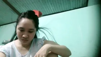 Meena_11 chat sex cam 17 April 2026