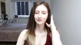 Luna_xsensual (04/17/2026)
