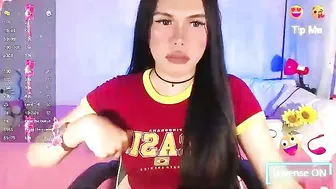 Anikkafox (04/17/2026) latina