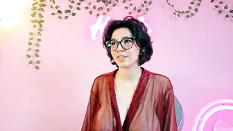 _miss_hinata_ chat xxx 17-Apr-2026
