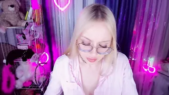 alinaocean daddysgirl (04/17/2026)