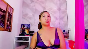 Ellybloom porn chat 17 April 2026