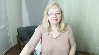 evelynloveshy recorded nude video 912754