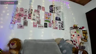 Pucaa_ naked 04/18/2026