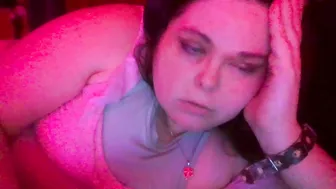 Siofra nude chat 18 April 2026