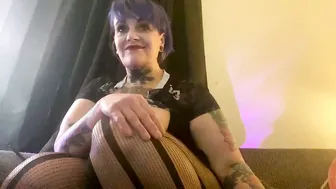 Kinkypinkyplay2 bigass webcam chat