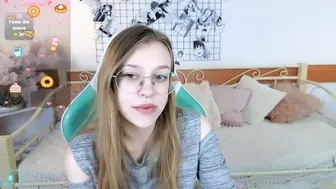 layriantavee recorded nude video 913796