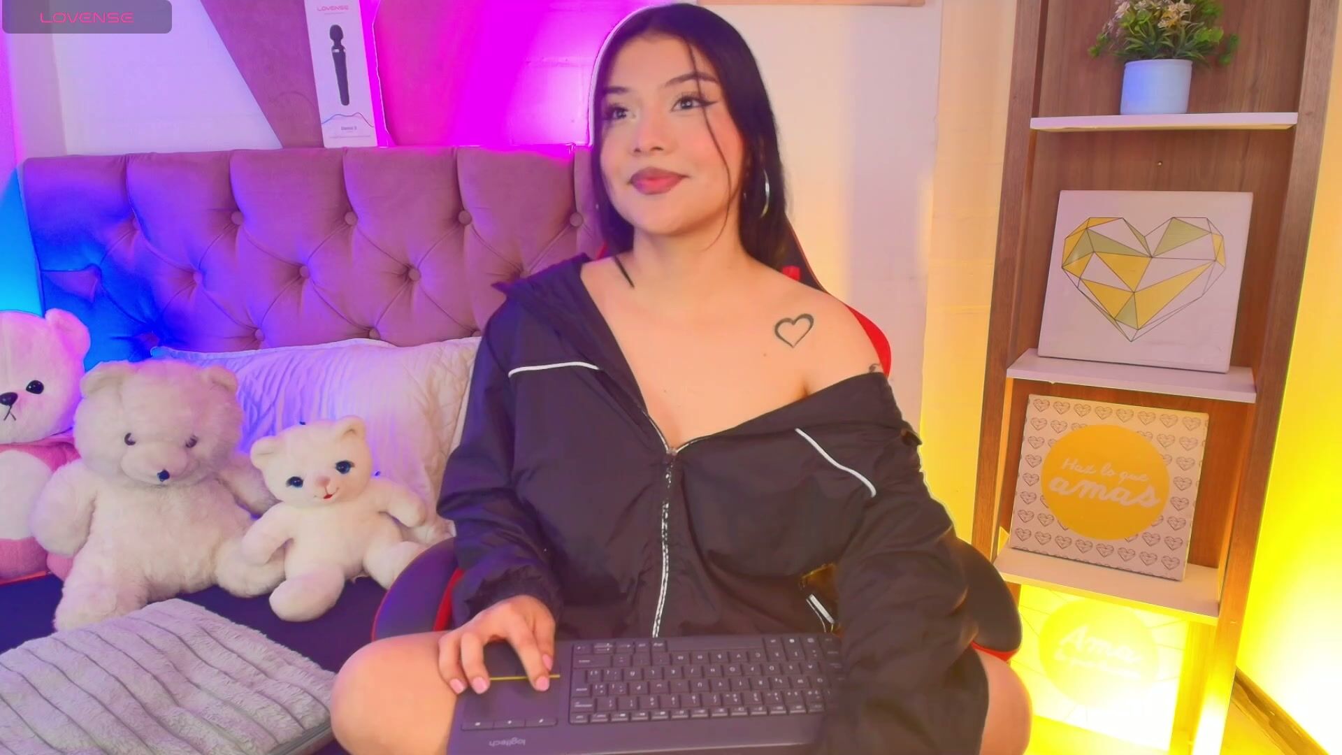 Zamantta video cam porn 18 April 2026