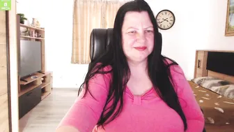 kendrasecrets bigboobs - 04-18-2026