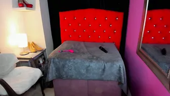 Scarletbigtitties bigboobs (04-18-2026)