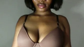 Ebony_pussy98 (04-18-2026)