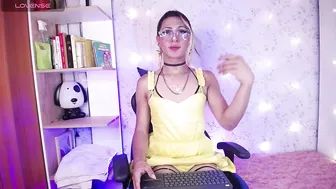 alexaavandercloude (04-19-2026)