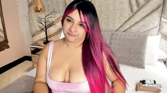 Emelymuller curvy 04/19/2026