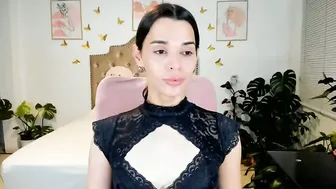 angie_modelo webcam chat 04-19-2026