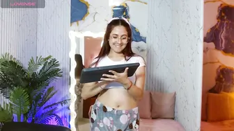 Tiiana_tay webcam on live cam