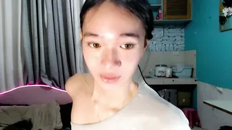 innocent_reign69 smalltits cam girl chat