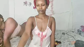 Sexxypixie 04-20-2026 lesbianshow