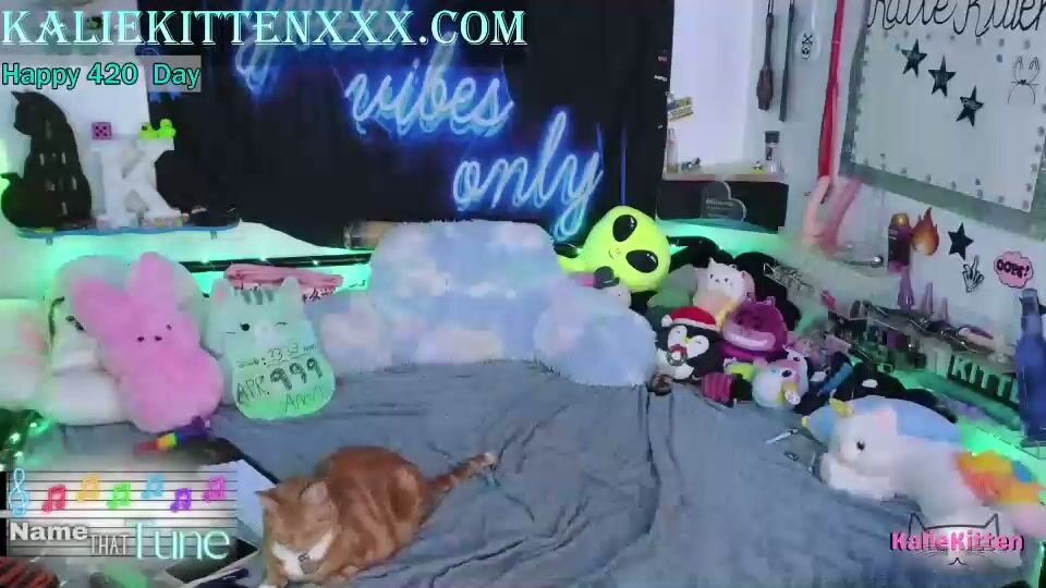 kaliekitten hot live cam video 04/21/2026