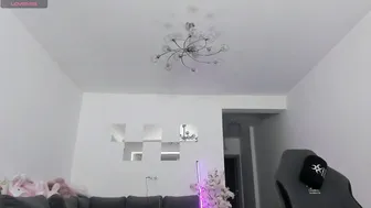 Lovelybianca_ posing on cam 21-Apr-26