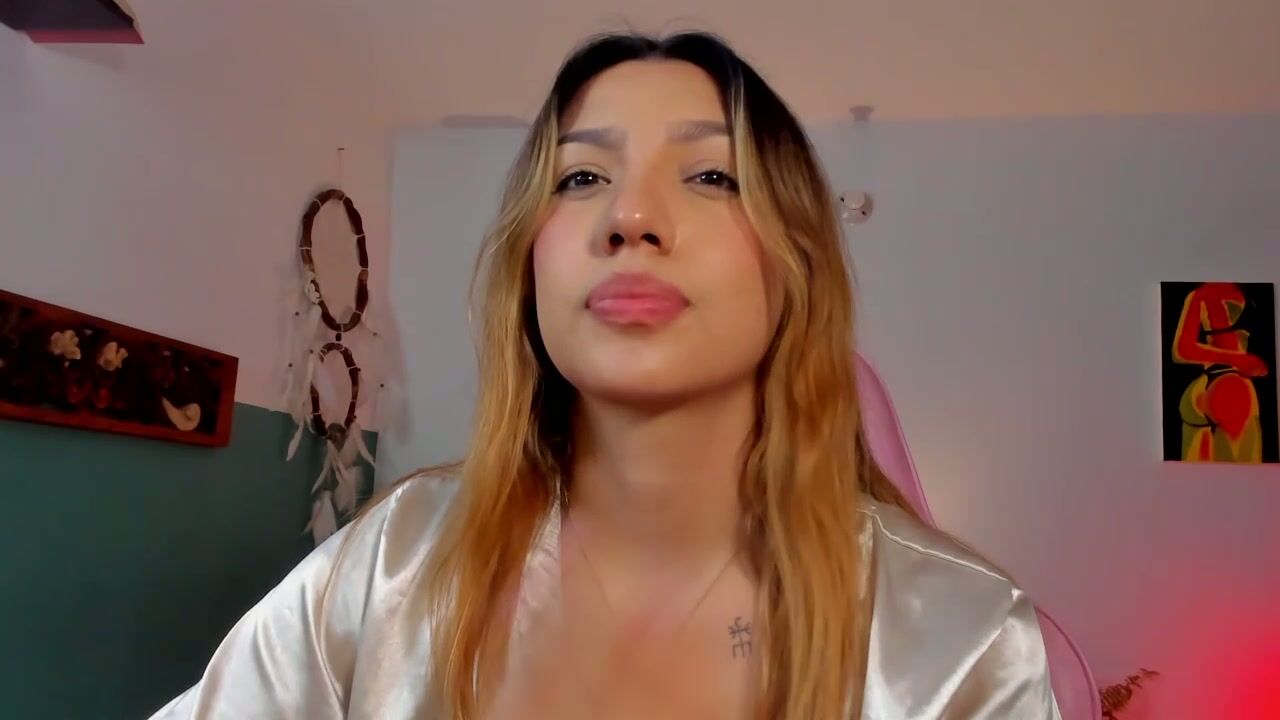 H3y_mia3 (04-21-2026) porn xxx