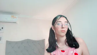 Brooklove_doll smalltits on cam
