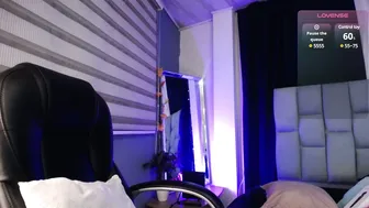 Kylie_golden chat sex cam (07-08-2025)