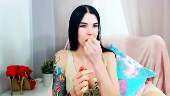 Sofiiadream on webcam - 09-Jul-2025