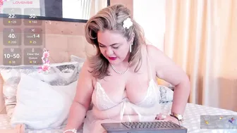 Natashablade__ nude cam (04-21-2026)