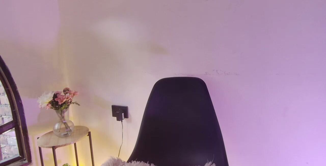 illayna 21-Apr-2026 sex chat cam