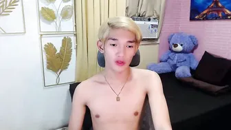 urasian_john20 recorded nude video 920895