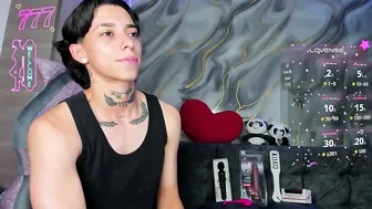 amber_adams_ cam show - 04/22/2026