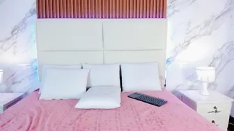 iris_thompson recorded nude video 921652