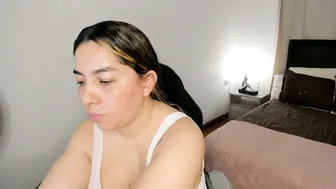 dulce_brithany sex chat cam 04/22/2026