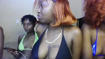 blackqueen2030 ebony hot live cam video