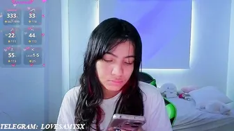 Helia_n_amy posing on webcam on cam