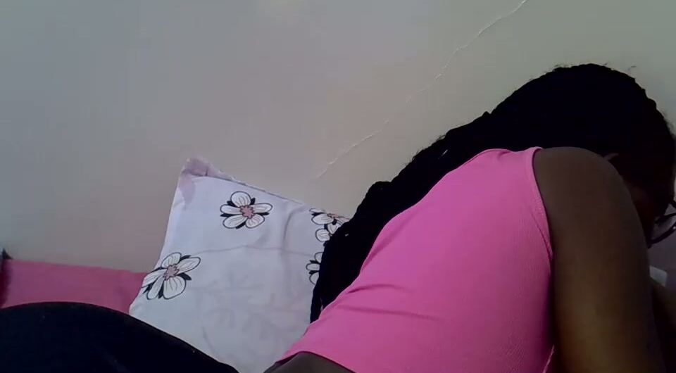 Sweet_zarah chat sex cam 04-22-2026