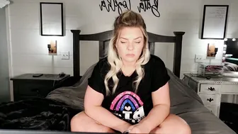 raequinnxxx recorded nude video 923889