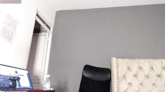 Khloe33 nude cam sex chat