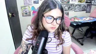 venussx_x webcam (04-23-2026)