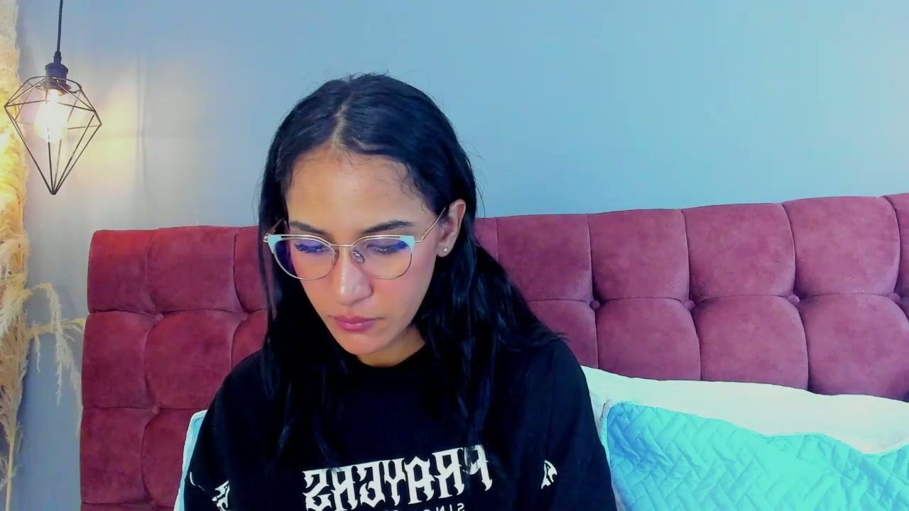 samantha_luv_ sex cam chat 04/23/2026