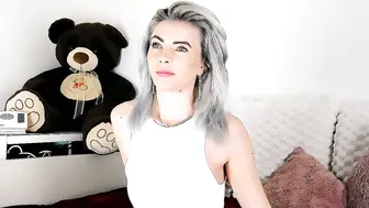 Alyblonde bigtits 23 April 2026